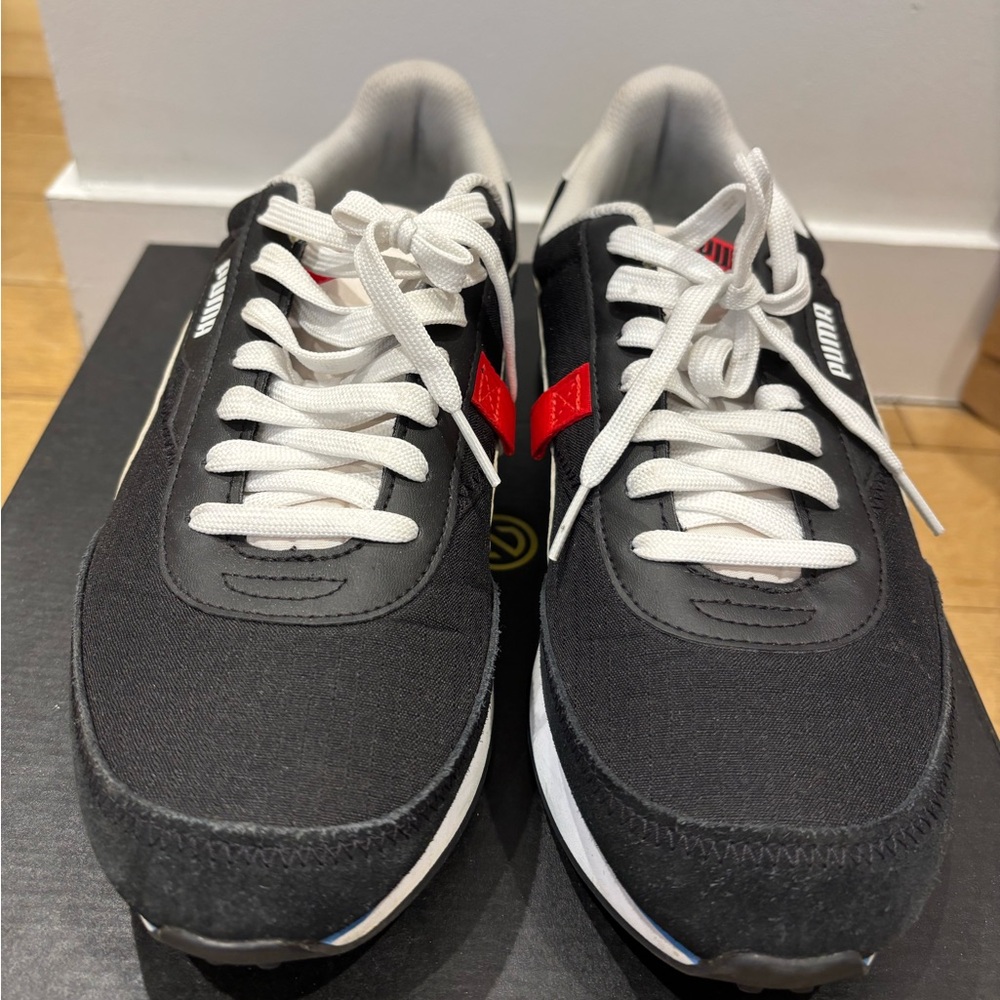 Puma Men's Black Sneakers